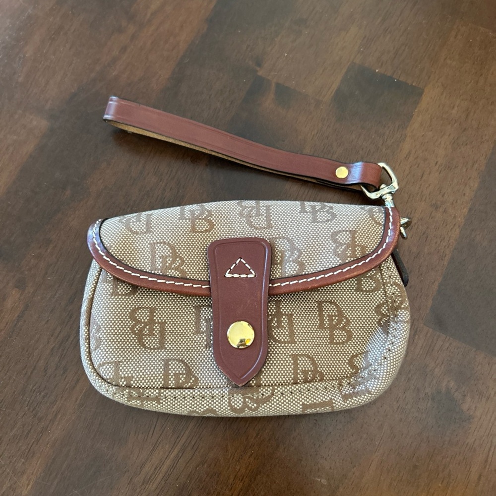 Dooney Bourke Brown Signature Wristlet Classic Monogram Canvas Leather
